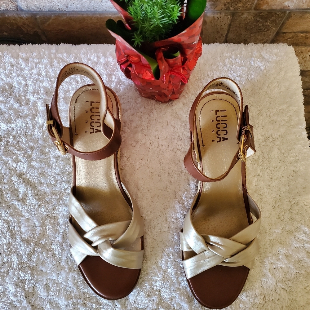 Lucca lane women's Hermoine leather sandals